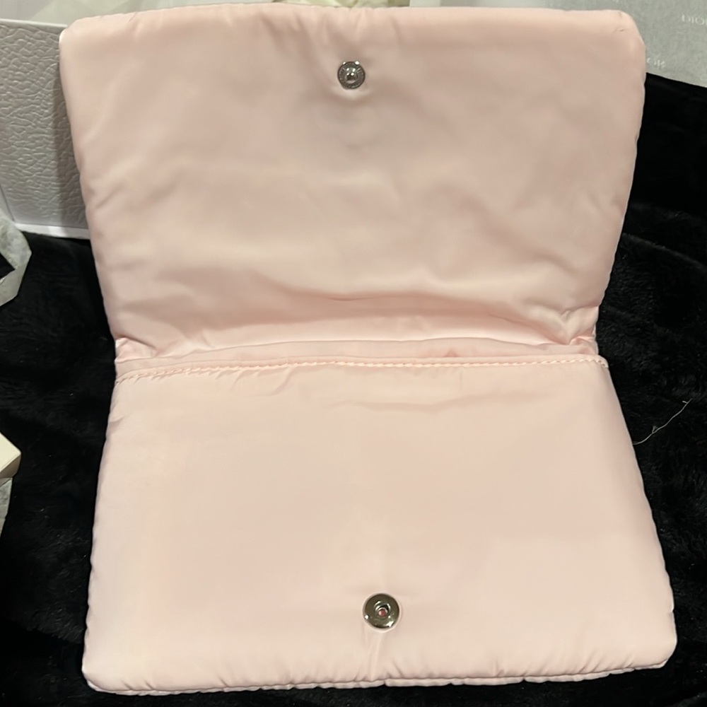 DIOR  Pretty Pink Pouch - Picture 4 of 9
